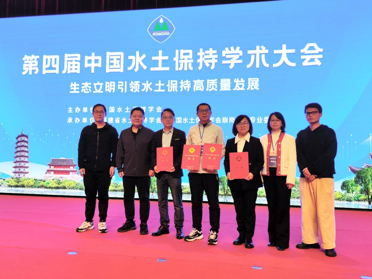 1702289626036.png 图片1.png